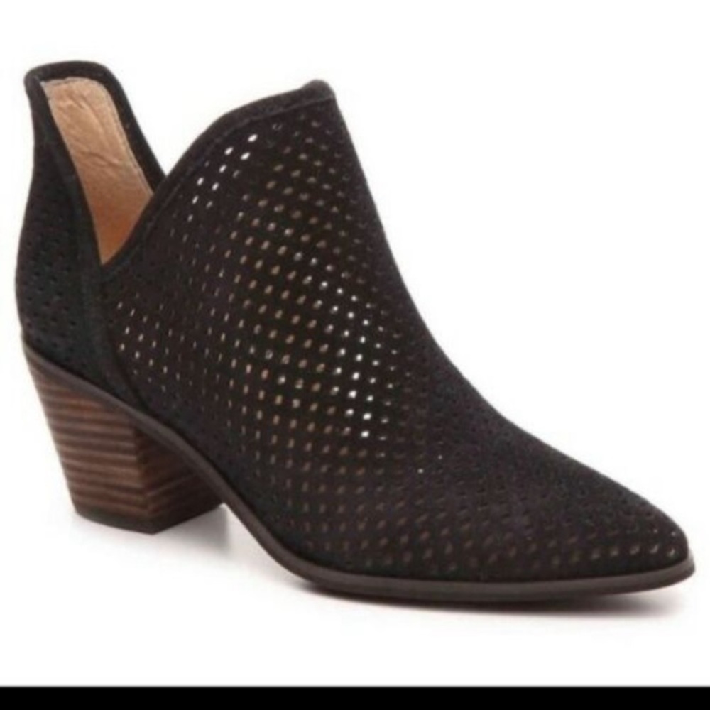 Lucky Brand Black Braylie Perforated Ankle Booties Size 6.5